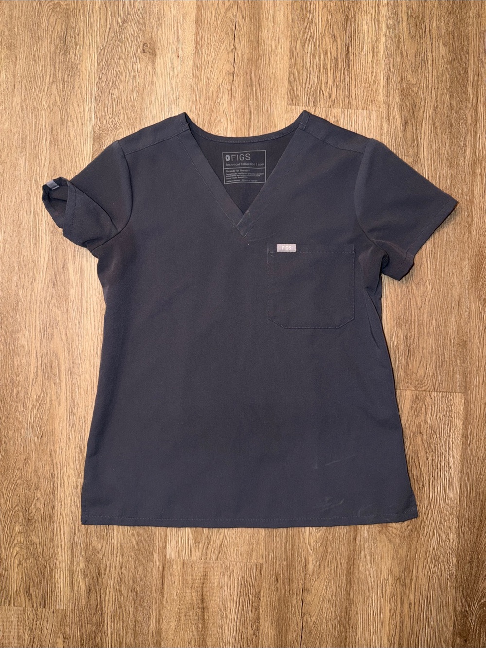 Figs Women's One Pocket Catarina Scrub Top V Neck Charcoal Gray Size XS Petite